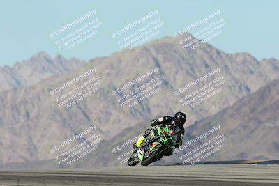 media/Dec-01-2025-Moto Forza (Mon) [[2daa91e15f]]/2-Intermediate Group/Session 4 Turn 9/